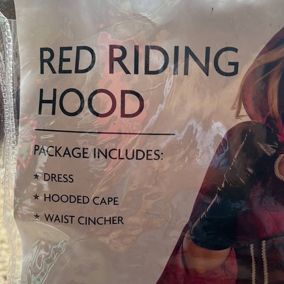 😮💨 Women's Sexy Red Riding Hood Plus Size Costume - Picture 4 of 5